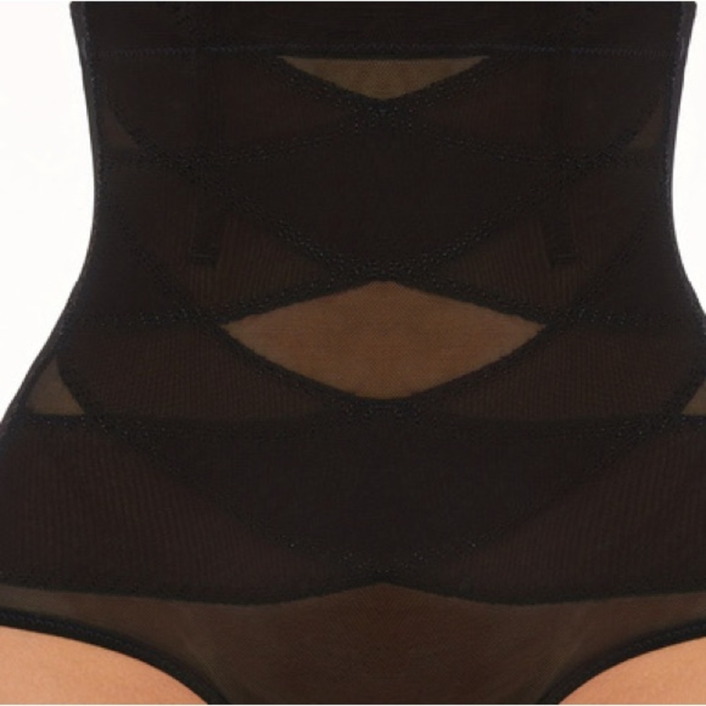 HIGH WAISTED SHAPING PANTIES SIZE XL